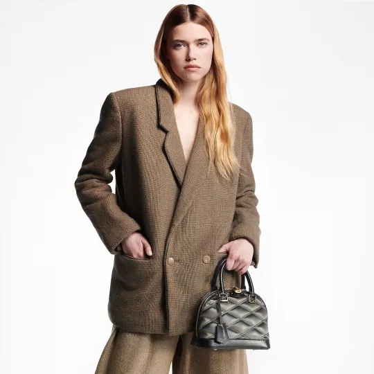 【キルティングタイプが登場♪3色】ルイヴィトン　ハンドバッグ